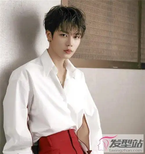 最新男生烫发 摩根烫酷炫有型_发型站_最新流行发型