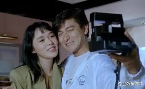 曾与香港明星成龙,张曼玉,林正英,刘德华等合作过,在代表作中包括《a