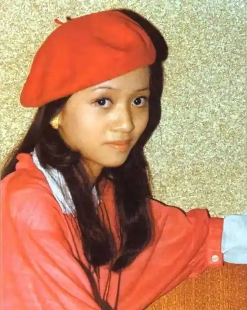 梅艳芳本可治疗癌症,却由于某种原因放弃治疗,背后真相引人思考_小