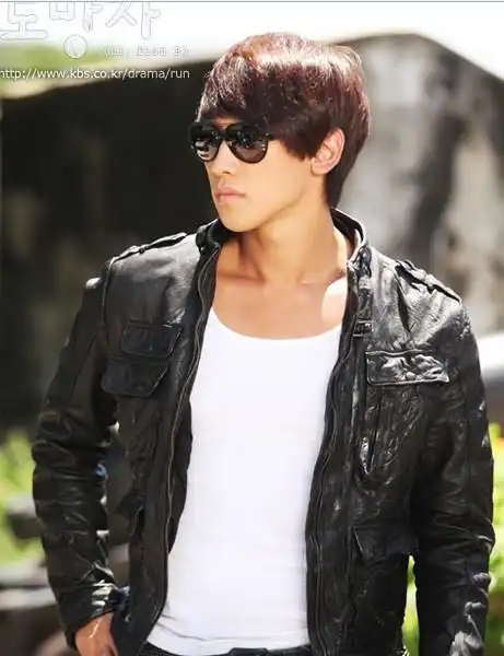 【rain】10-10-14【贴图】kbs《逃亡者》官网拍摄照