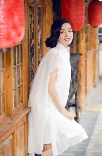 冯小刚填词我不想说再见歌手白雪演唱