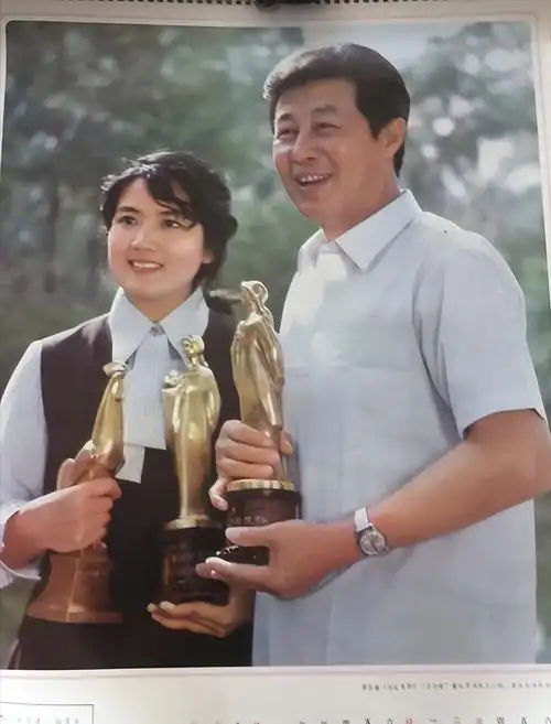 王心刚的童年成长