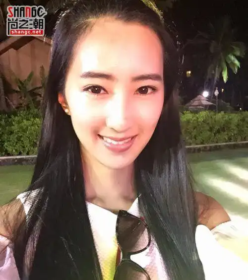 蜜蜂少女队张希雅个人资料背景私照撞脸张雨绮有明星范儿