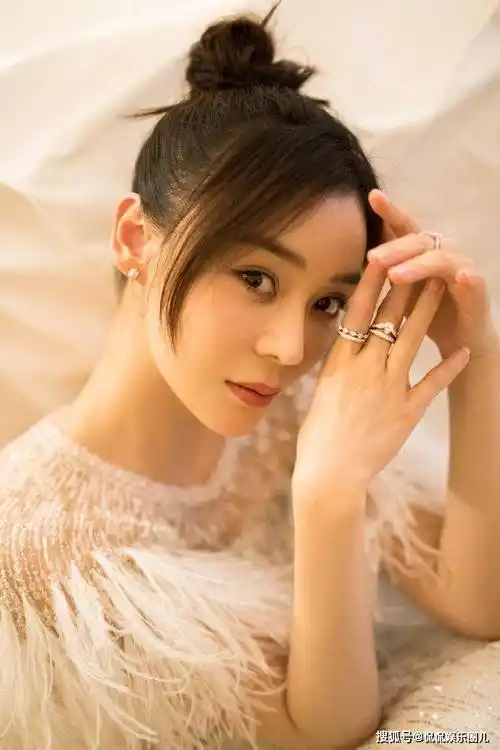 36岁袁姗姗,身材惊艳如斯!_运动_风格_气质