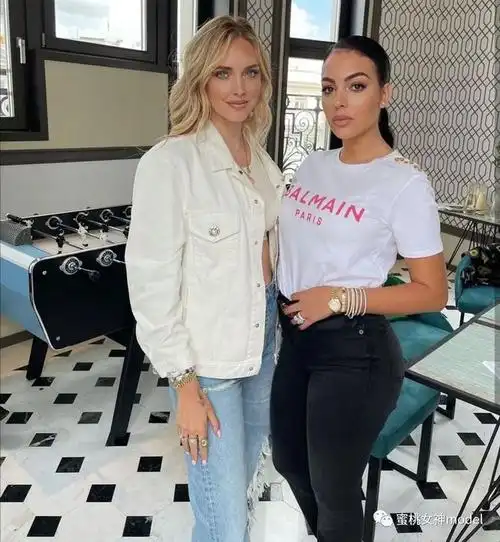 好像又升级了|伊莲娜|时尚博主|乔治娜|c罗|求婚_网易订阅