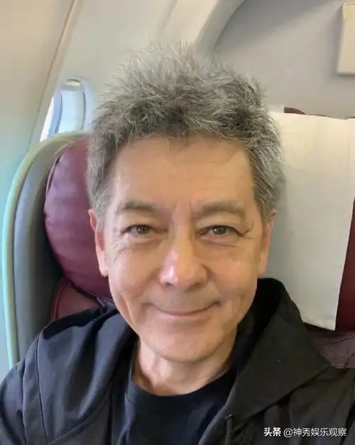 何炅素颜显老林志颖真冻龄人何炅难得说了句中肯的话