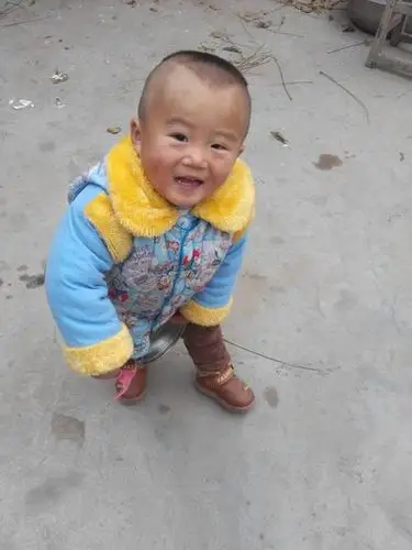 离开那可爱的大世界! 婚恋真情何以见白头! 了了之中放手得天下!