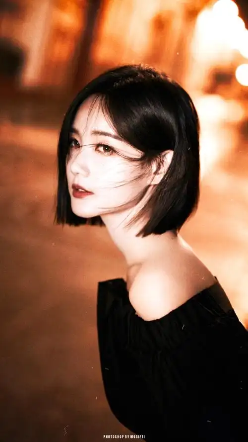 李一桐又剪短发了