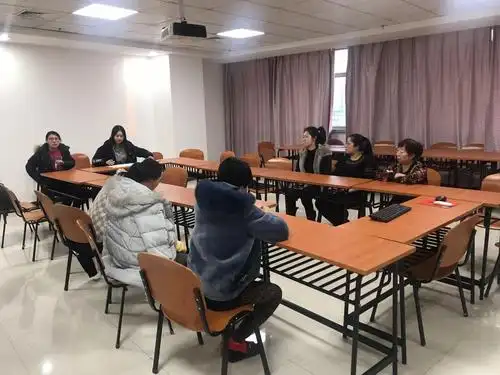 省评估专家组与6名住院患者及患者家属访谈