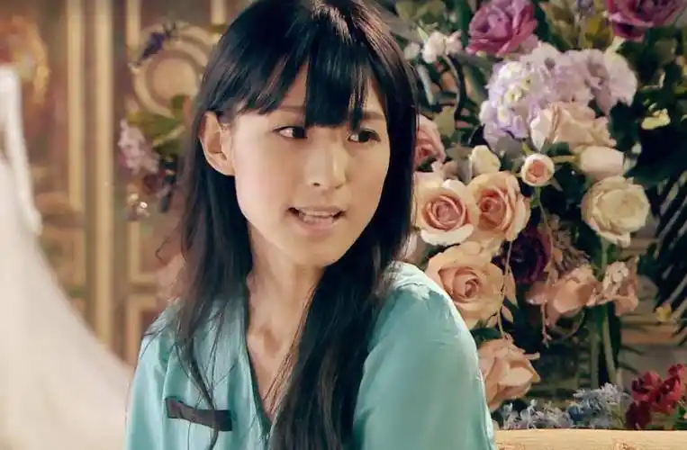 拍摄了一些电视剧,但是名气最大的就是《爱情公寓》,也是凭借着角色她