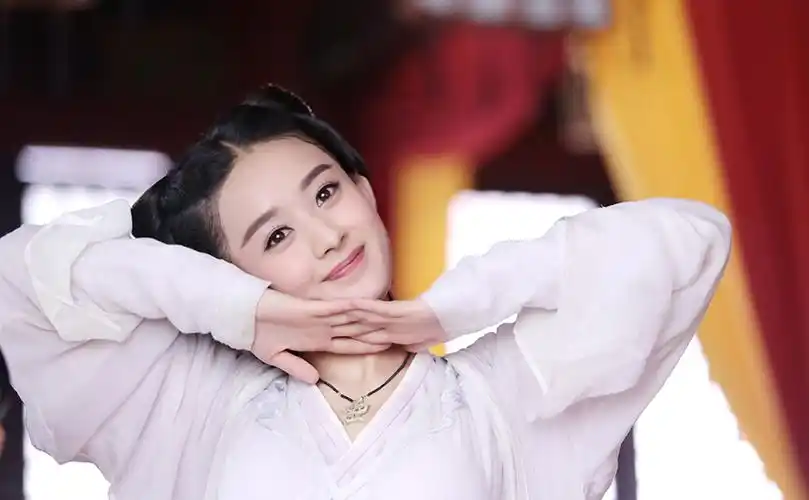 赵丽颖资本局中局|靠资本,不如成为资本_腾讯新闻