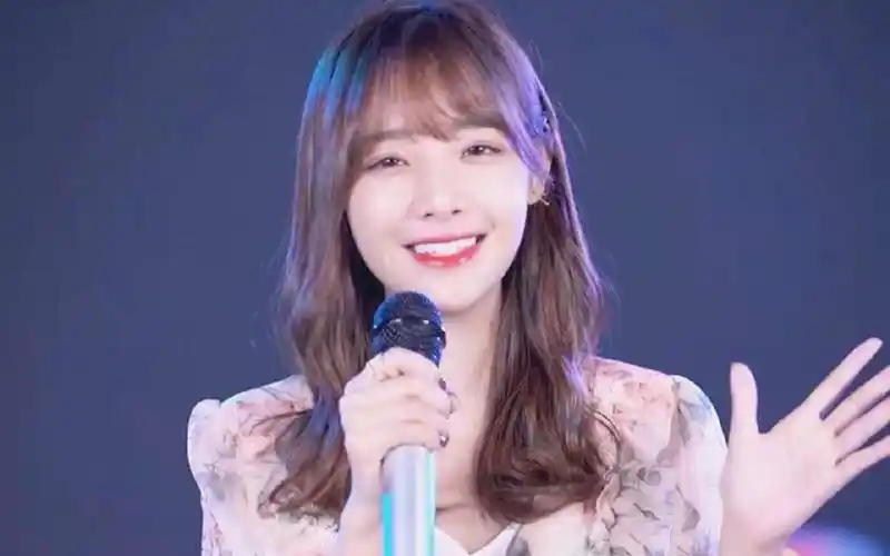 【女主播】兔子牙翻唱合集,好好听呀!_哔哩哔哩_bilibili