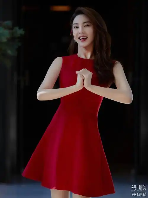 女明星红裙大pk,谁艳压群芳?