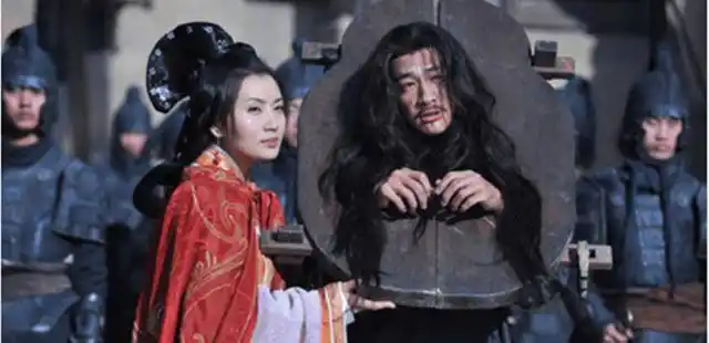 关羽为何"月下斩貂蝉"?他发现了貂蝉的秘密,不得不斩 | 微头条