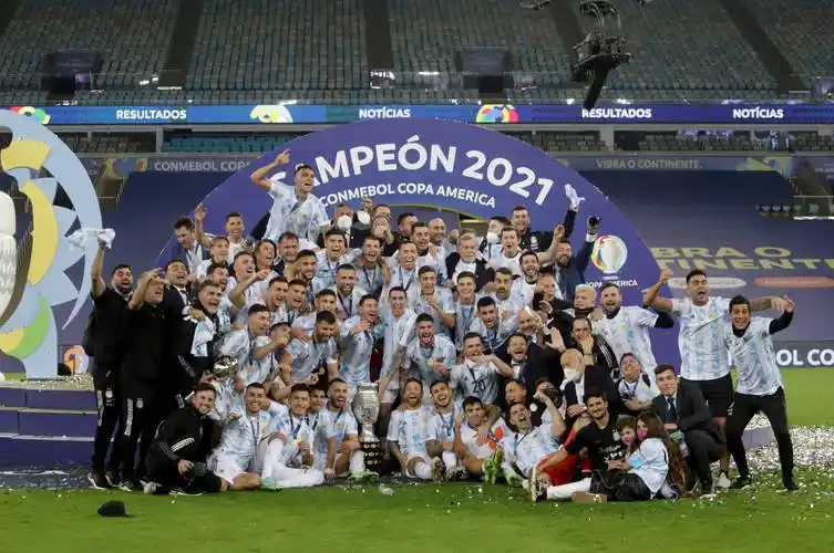 足球美洲杯阿根廷队夺冠