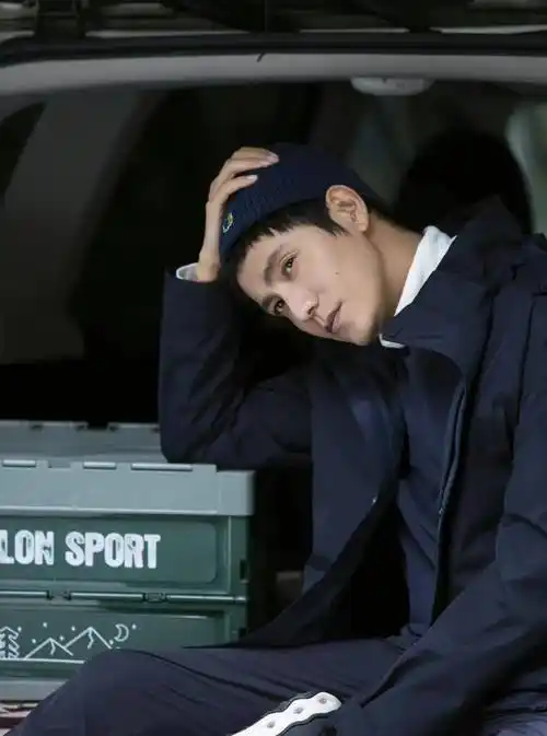 演员陈坤:单亲爸爸20年,为何46岁仍单身?_赵宝刚_朋友_女生