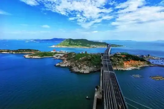 国庆开车去看美丽的台湾海峡平潭海峡公铁两用大桥公路桥面试通车