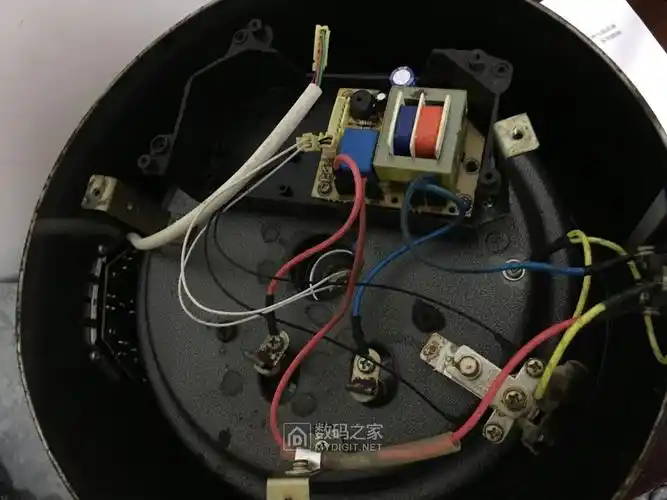 拆修苏泊尔hy60d电压力锅