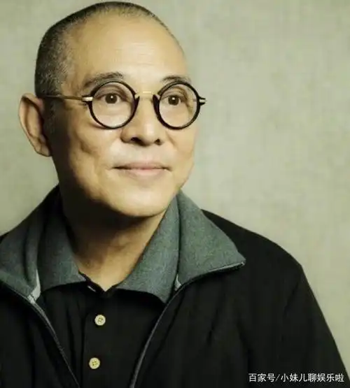 李连杰现如今模样如70老人,老婆58岁宛如少女