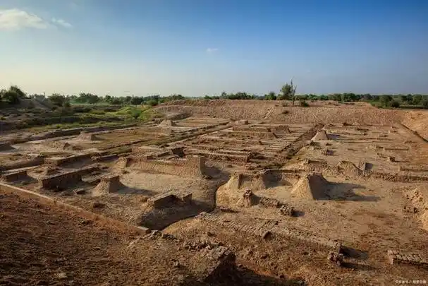 湖北天门石家河遗址出土的陶塑上发现约4000年前人类指纹