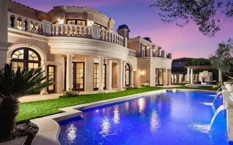 [豪宅鉴赏]价值2290万$位于纽波特海滩的现代化别墅