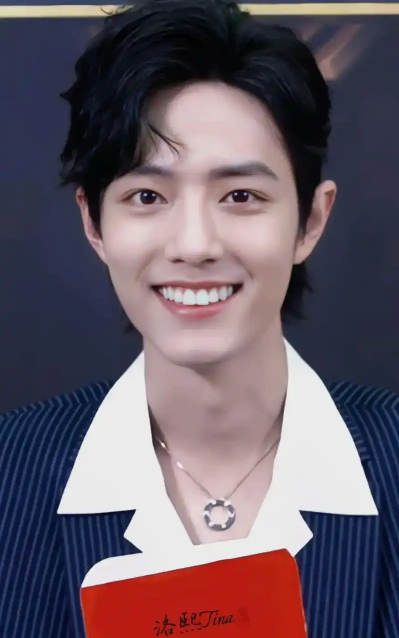 肖战的笑容可以融化世上的一切,太治愈了#创作灵感 #肖战笑容 - 抖音