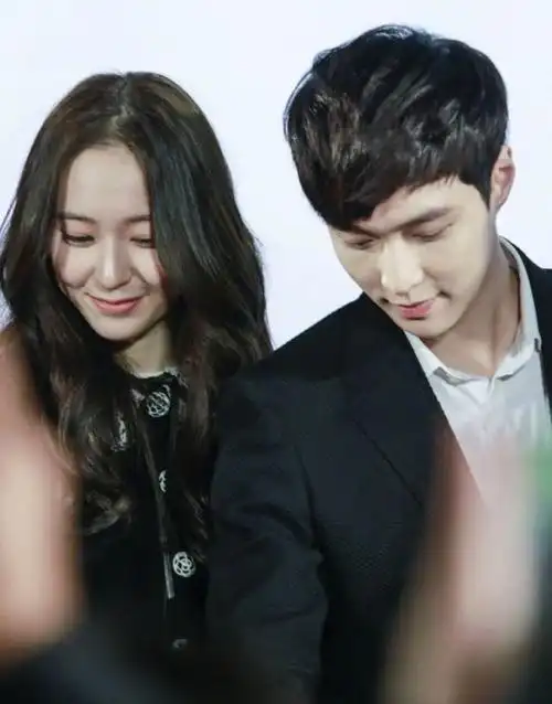 霸气总裁韩剧袭来郑秀晶金材昱强强搭档尝试未婚夫妻题材