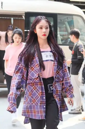 火箭少女101-紫宁你的眼里有星星.喜你笑颜如花