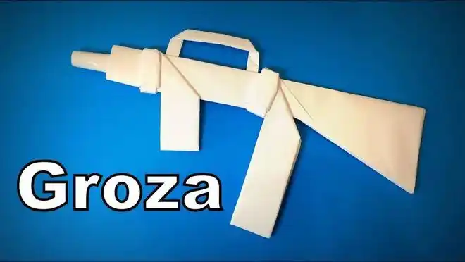 折纸groza狗杂突击步枪大吉大利今晚又能吃鸡啦