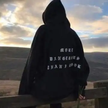 微信男生背影头像超拽有个性 最后我们都各自走向了哪里