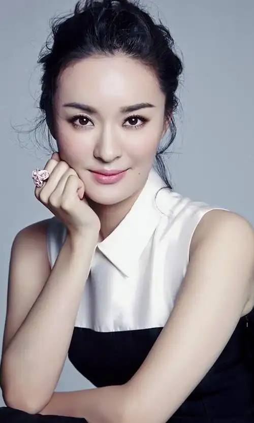 新一代的帅女郎——于越