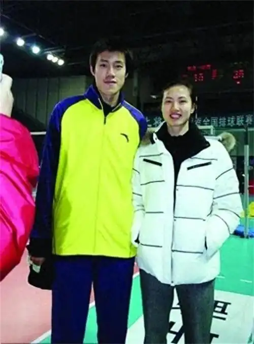 瘫痪16年汤淼近况:妻子,母亲早已改嫁,如今试管女儿已6岁