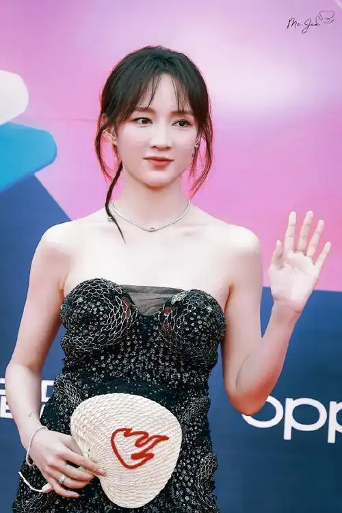 孟佳qq音乐巅峰盛典##孟佳巅峰盛典红毯