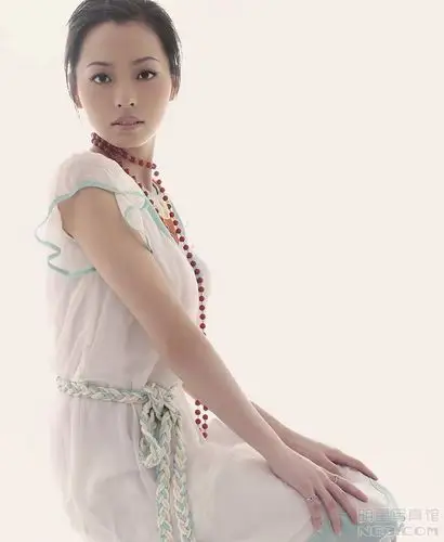 张靓颖写真-810x988.59k.高清大图-明星写真馆n63.com