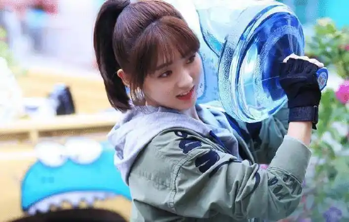 原创王子变青蛙热播邢菲又一古装新剧官宣男主是三生三世的他