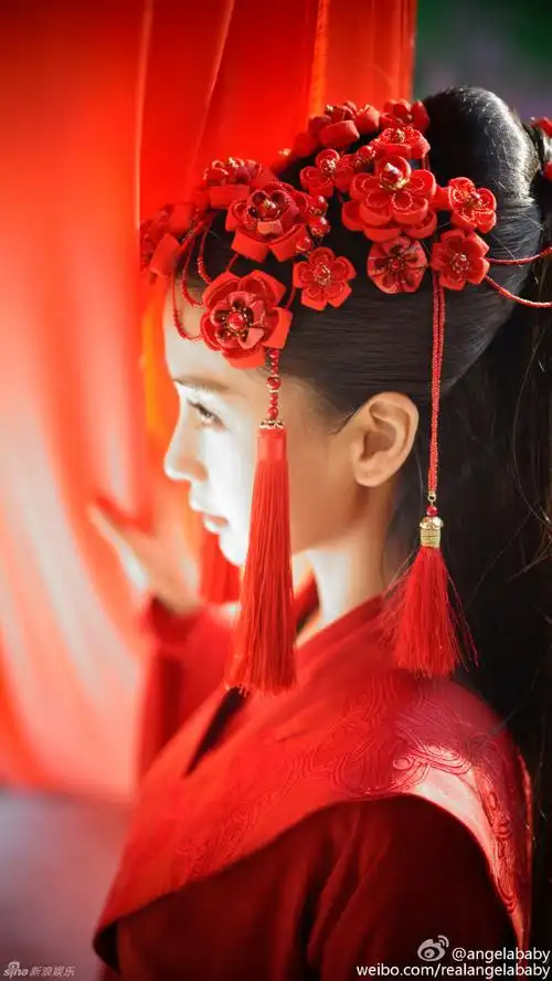 angelababy古装美爆 红衣娇媚似待嫁新娘