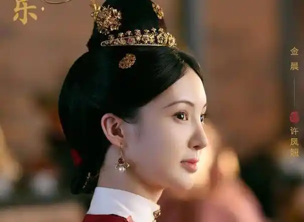 31岁的金晨终于要播古装剧了,不过这次演的是女二,配角也有很多熟人