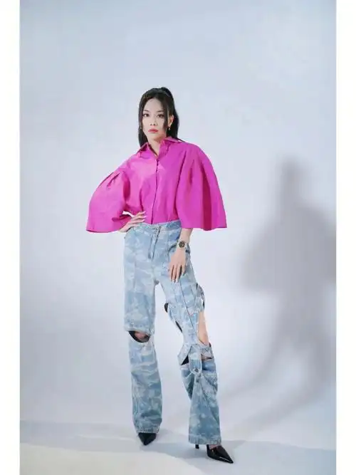 王霏霏in max mara resort22上衣