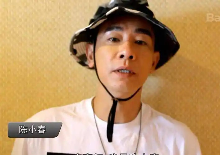 陈小春:伴舞多年,演"古惑仔"走红_香港_组合_父母