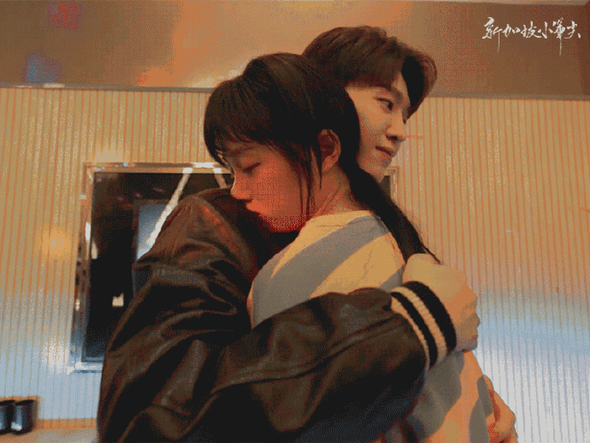 关晓彤范丞丞新剧吻戏##关晓彤范丞丞曾少年吻戏