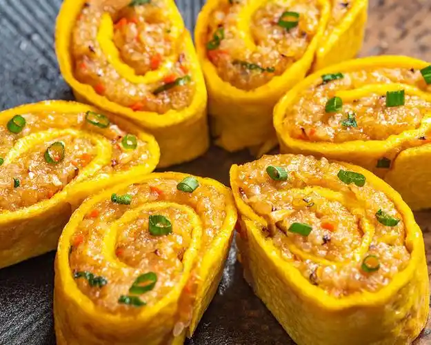 【糯米鸡蛋卷】的做法