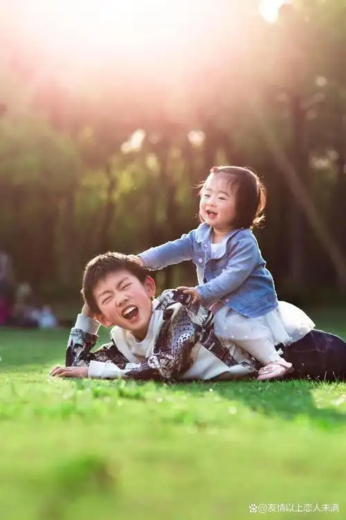 难以割舍的是我们之间的血浓于水,剪不断的是我们之间的手足情深,放不