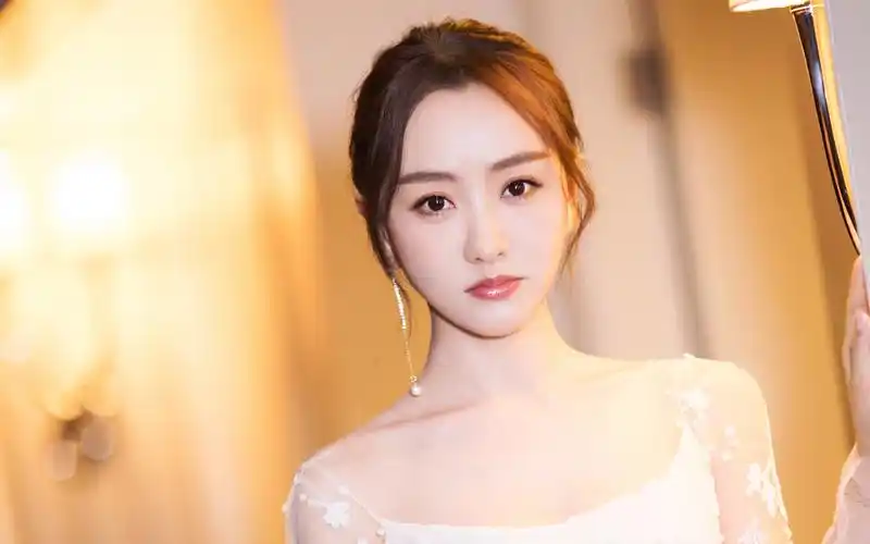 杨蓉性感图片桌面壁纸