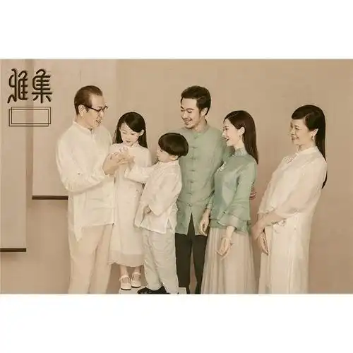 新款影楼全家福拍照亲子摄影服装中国风主题一家四l六口家庭版套