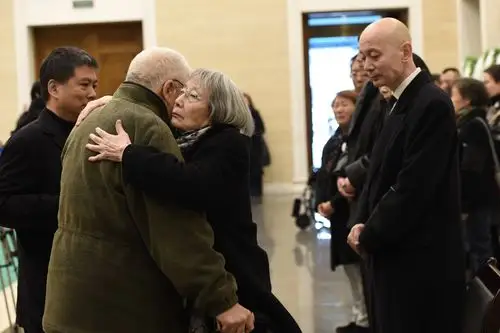 葛存壮的遗体告别仪式于3月8日上午9点钟在八宝山大礼堂举行.