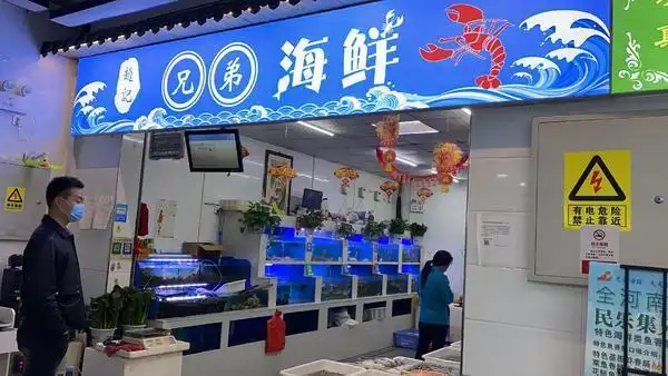 郑州螃蟹降价明显,梭子蟹最多降60多元!这种海鲜的价格却越来越贵