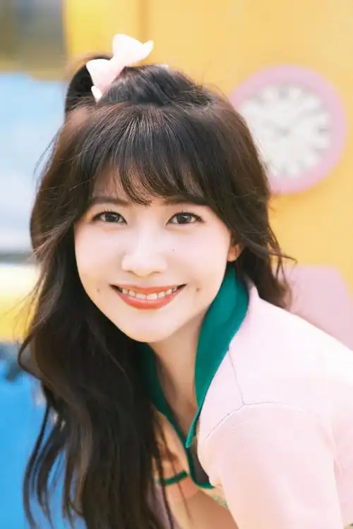 赖美云超话桃子味的奇迹小七@赖美云来了029969♀15可爱到让