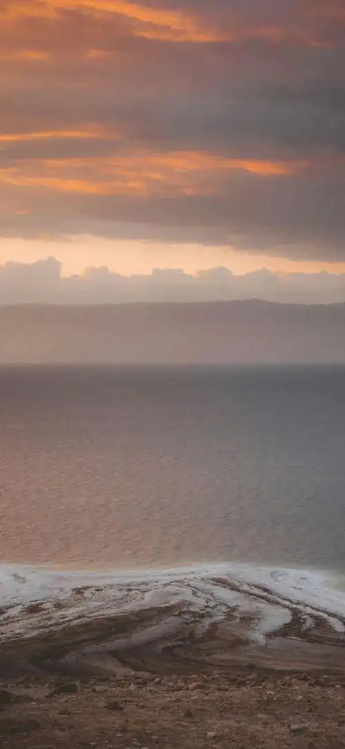 18张唯美干净的手机壁纸