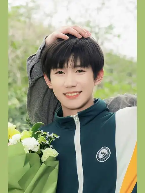 宝藏男孩王源   #向全世界安利王源   #治愈笑容王源
