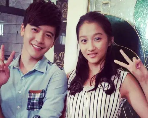 关晓彤男朋友是李宗霖吗 二人关系被猜测不一般